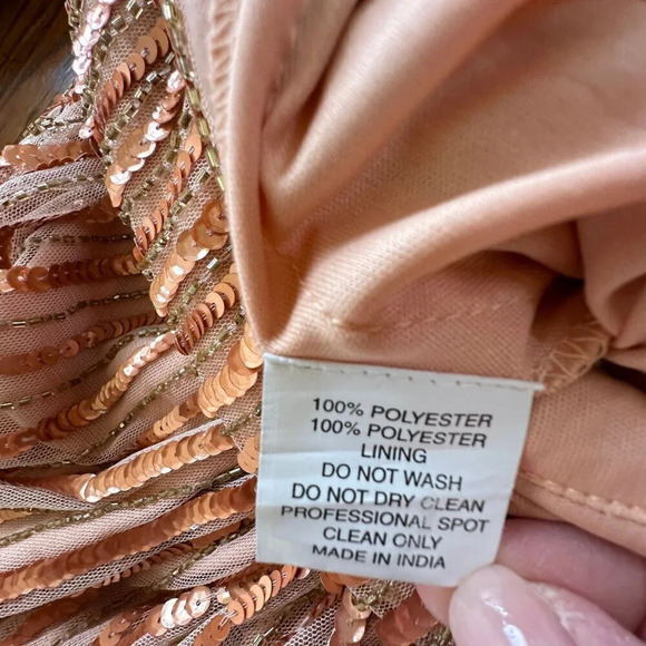 Mac Duggal Sequined Striped Sleeveless V Neck A Line Gown in Apricot - Size 14 - Picture 7 of 11